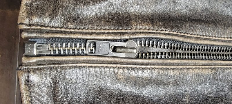 close up zippers