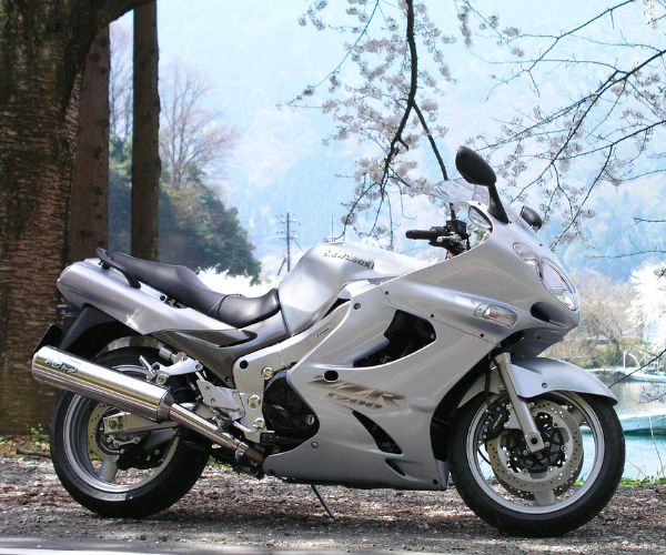 Kawasaki ZZR1200